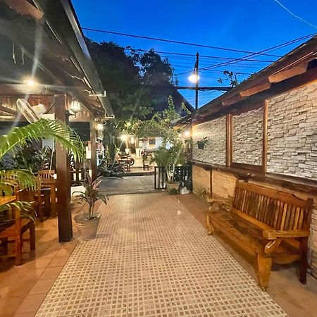 Luang Prabang Xayana Hotel Exterior photo