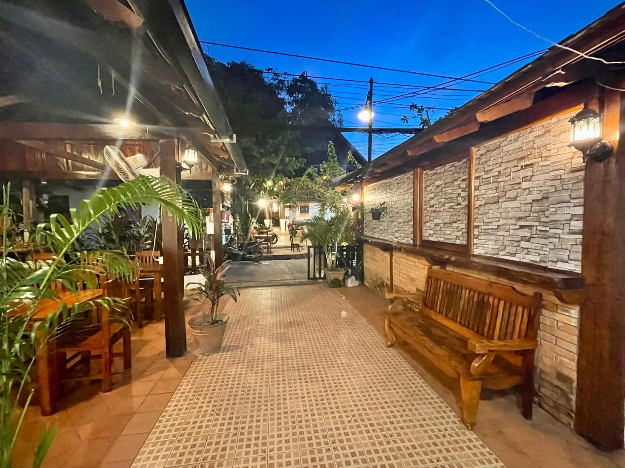 Luang Prabang Xayana Hotel Exterior photo